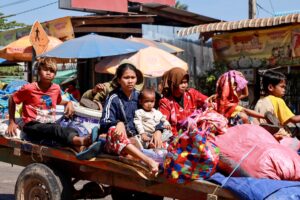 Thai Military Expands Hostilities, Deploys F-16 Airstrikes Near Displacement Camp in Siem Reap Province