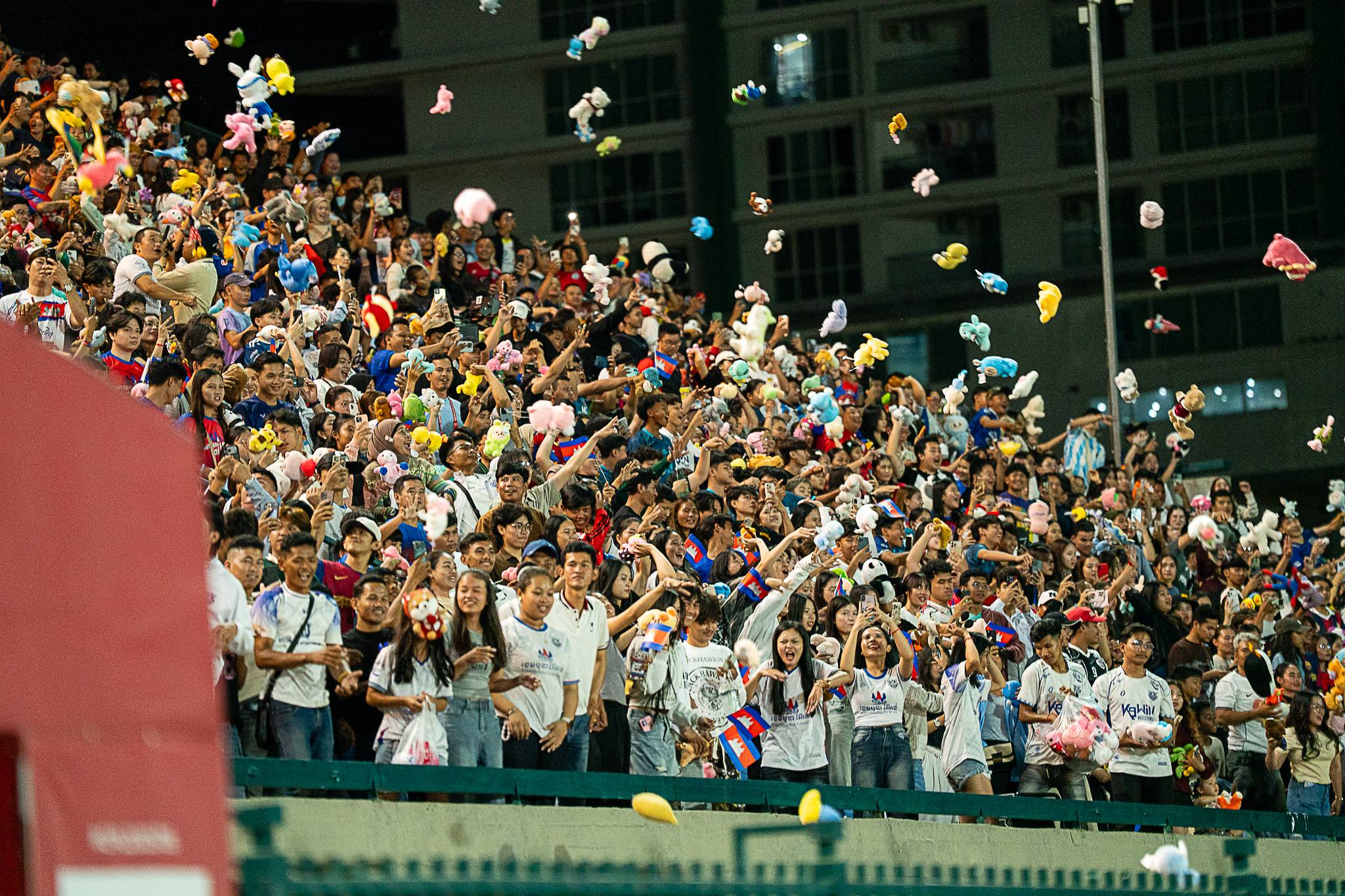 Cambodian Spirit Shines: Stadium Campaign Collects Toys for Displaced Children