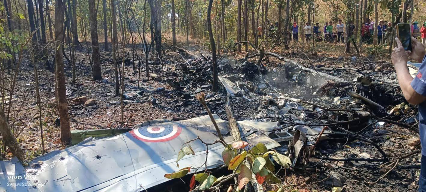 Thai Air Force aircraft crashes in Chiang Mai