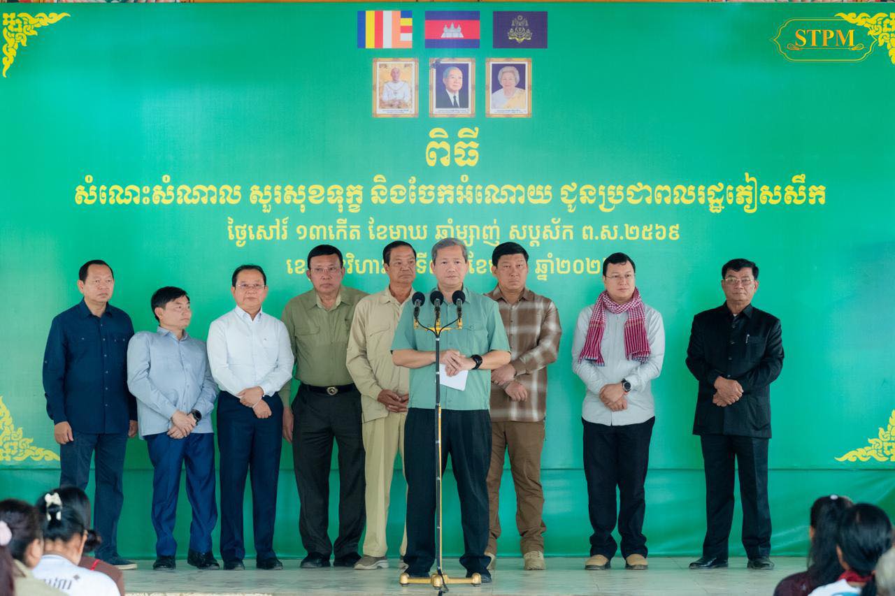 Hun Manet sets out measures for civilians displaced by border conflict