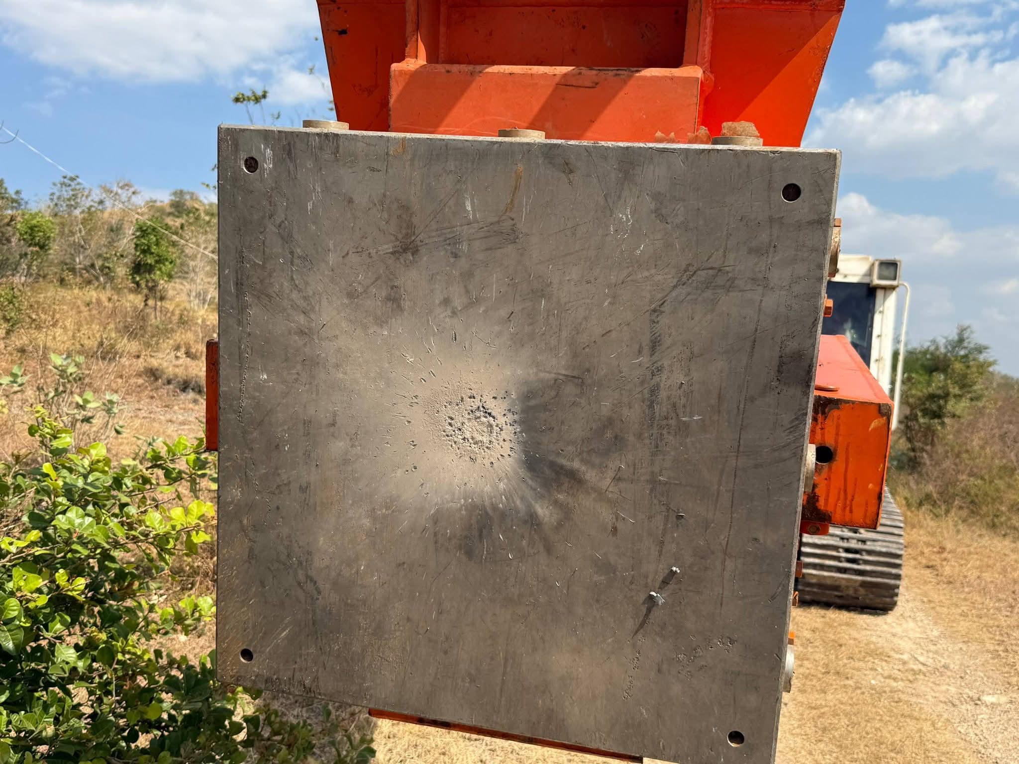 Cluster bomblet from Thai attacks explodes during clearance in Cambodia