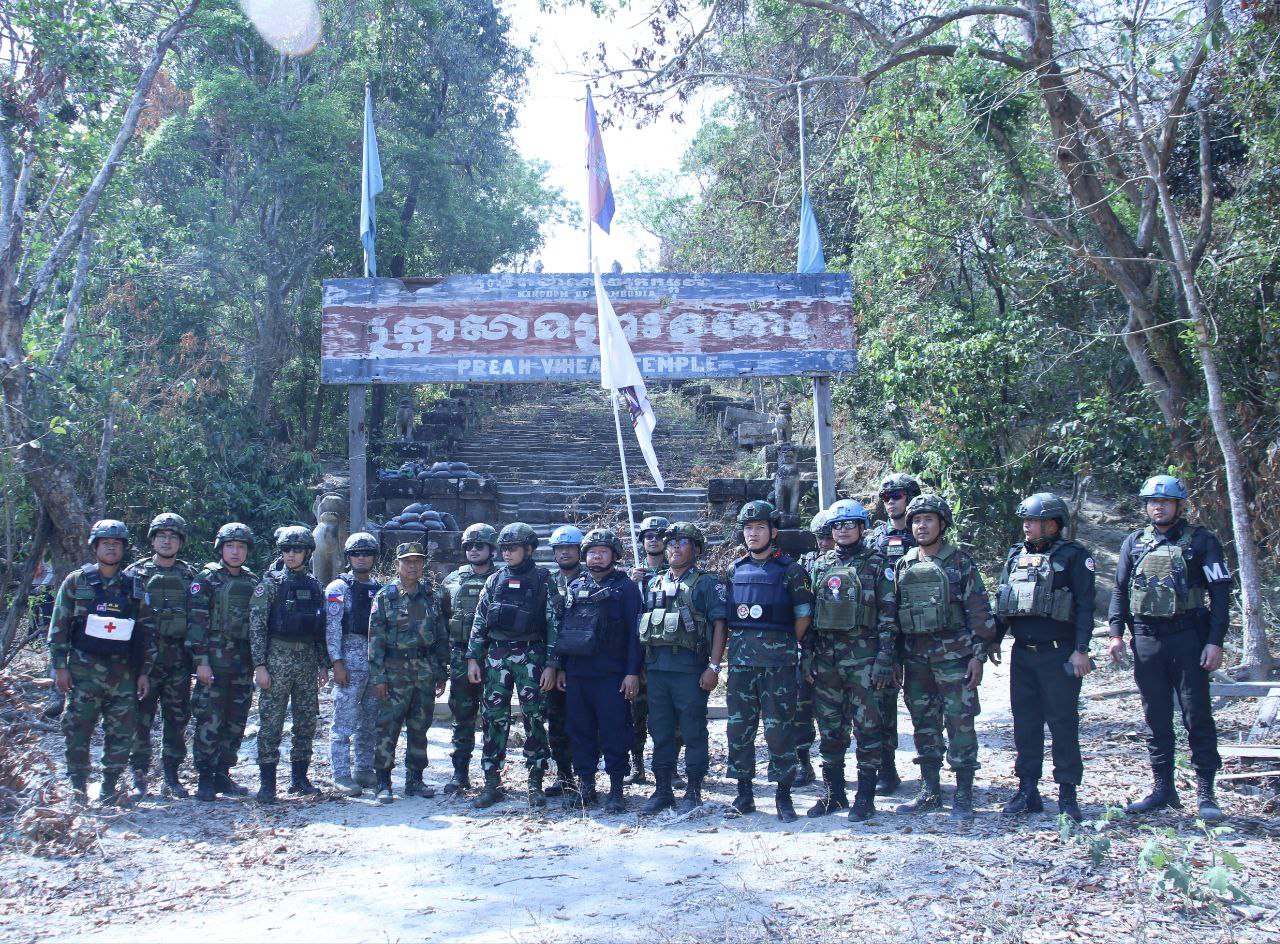 Cambodia Facilitates AOT to Verify Border Situation at Preah Vihear Temple