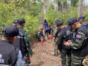 Cambodia Denies Laying New Landmines, Urges Joint Border Verification