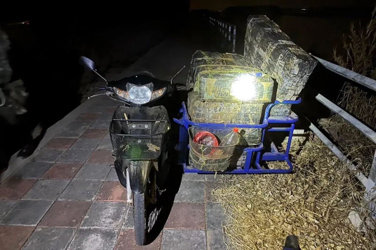 Huge meth haul found abandoned along Thai river border