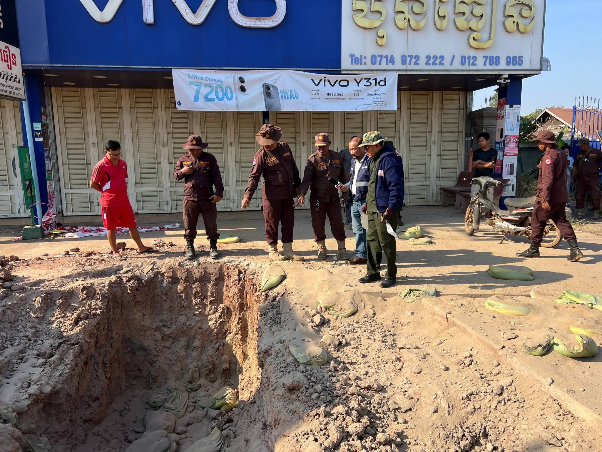 More Than 30,000 Hectares Polluted by Unexploded Ordnance in Cambodia’s Border Province