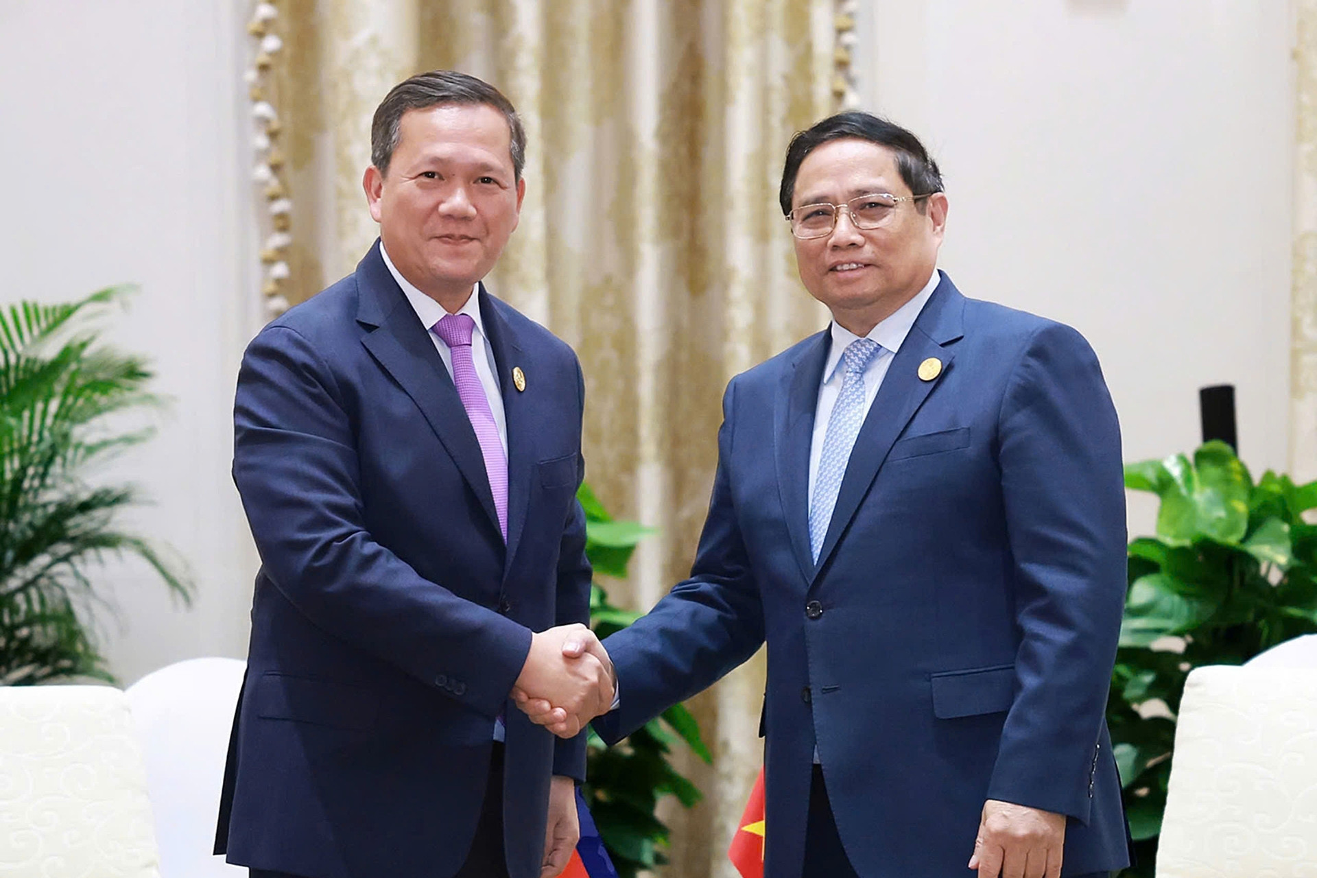 Cambodia Praises Vietnam’s 8% Growth in New Year Message