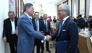 Sun Chanthol Says Cambodia Ready to Host Japanese Auto Suppliers