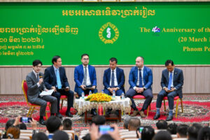 Cambodia Steps Up De-Dollarisation Efforts in Export Industries
