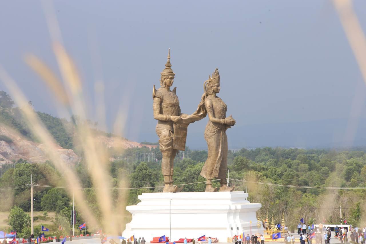 Cambodia Urges Calm After Cultural Debate Involving Khmer Heritage