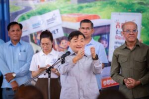 Labour Ministry Ready to Absorb More Migrants Returning from Thailand