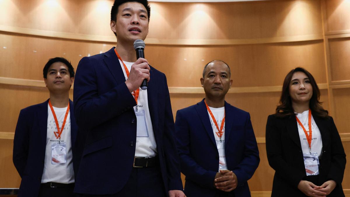 Ten Thai MPs Face Trial Over Calls to Amend Royal Defamation Law