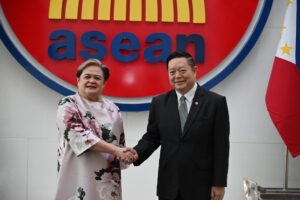 Manila Gifts Chairship Sculpture to ASEAN Ahead of 2026 Leadership Role