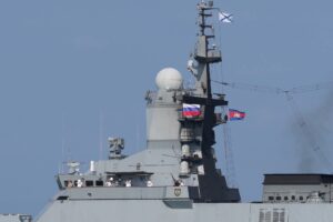 Russian Warships Dock in Cambodia to Boost Ties