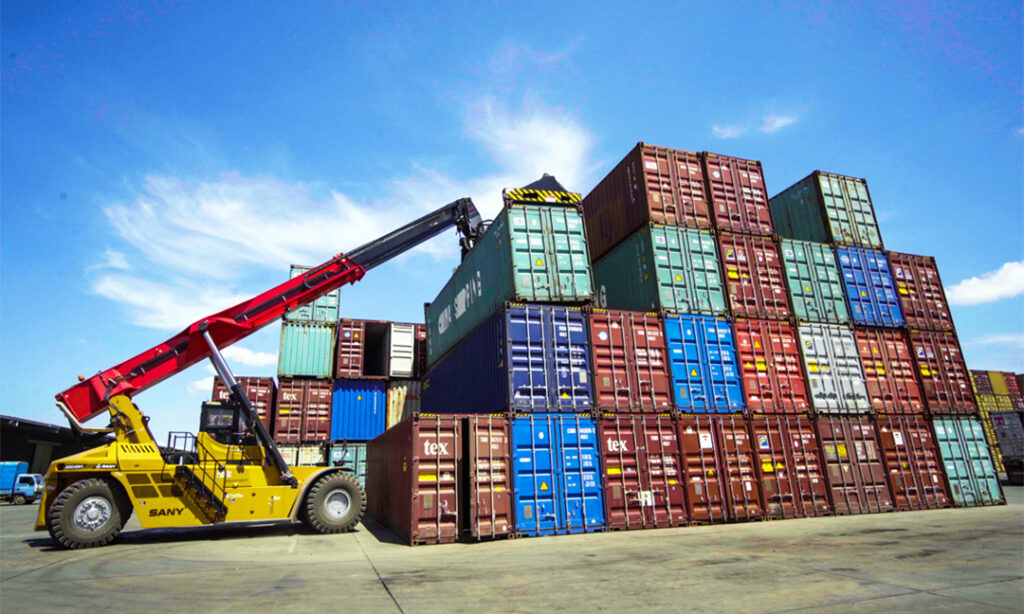 Cambodia-Singapore Trade Jump Over 200% as Thai Imports Decline