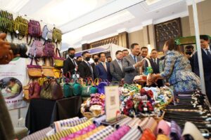 Cambodia Pushes “Buy Local” Drive to Boost Economy