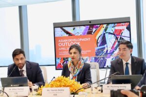 Rising Fuel Prices Could Push Cambodia Poverty Up 1%: ADB