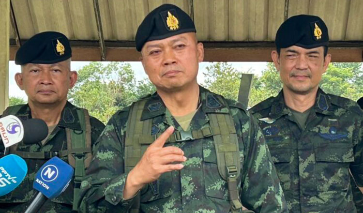 Lieutenant General Boonsin Padklang (C), former commander of the 2nd Army Area, has to answer for his role in escalating the dispute between Cambodia and Thailand, says a historian. Khaosod English