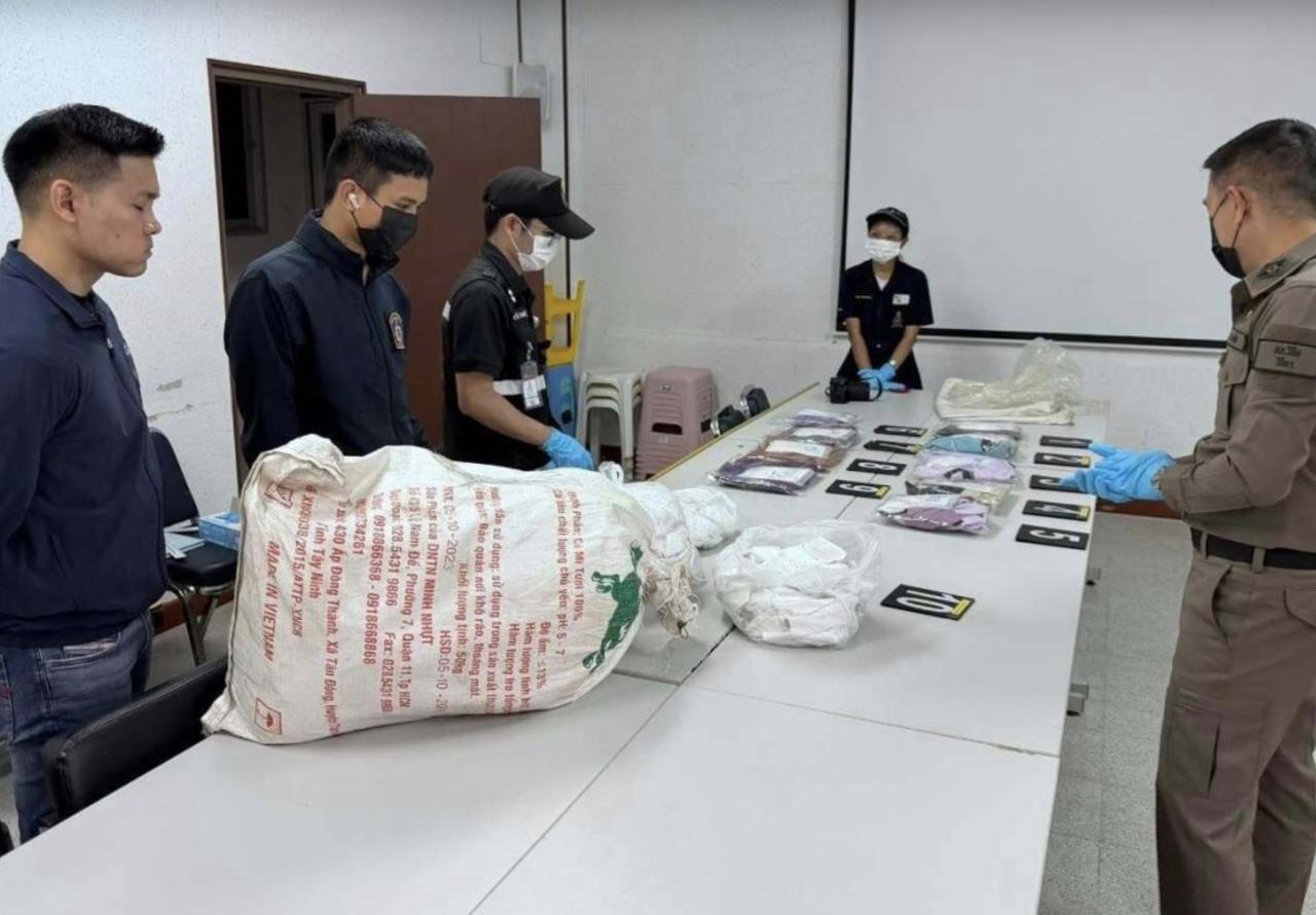 Drug Smugglers Used Thai Clothing to Hide Heroin in Australia Shipment