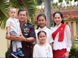 Cambodia Focuses on Family Welfare and Social Protection, PM Says