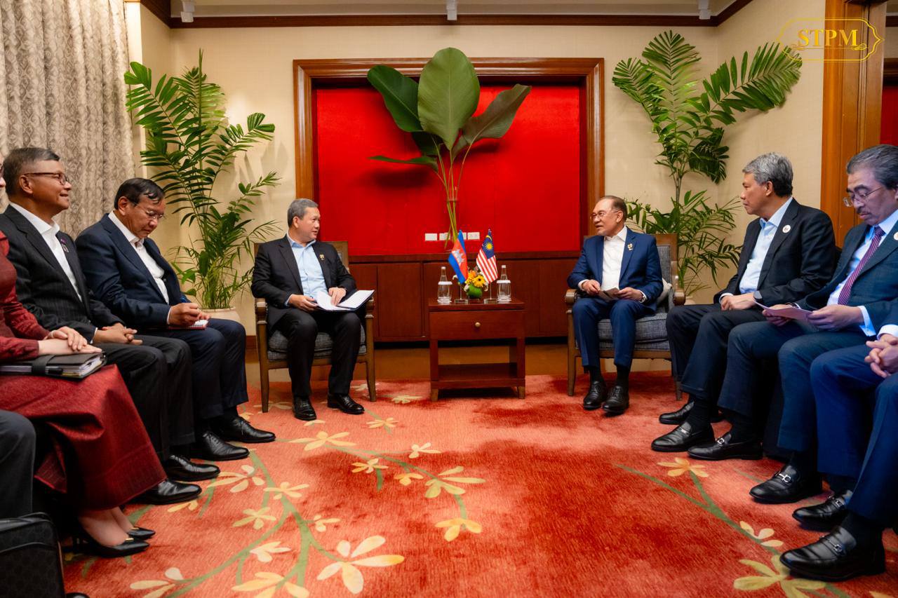 Cambodia, Malaysia Seek Expanded Trade, Halal Industry Cooperation