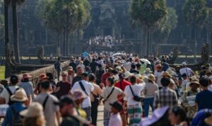Cambodia Waives Visas for Chinese Visitors from June 15