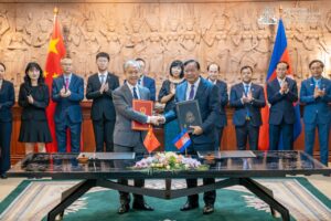 Cambodia, China Sign US$1.98 Million Mekong-Lancang Cooperation Deal