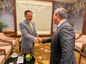 Cambodian and Thai Prime Ministers Meet on Sidelines of ASEAN Future Forum
