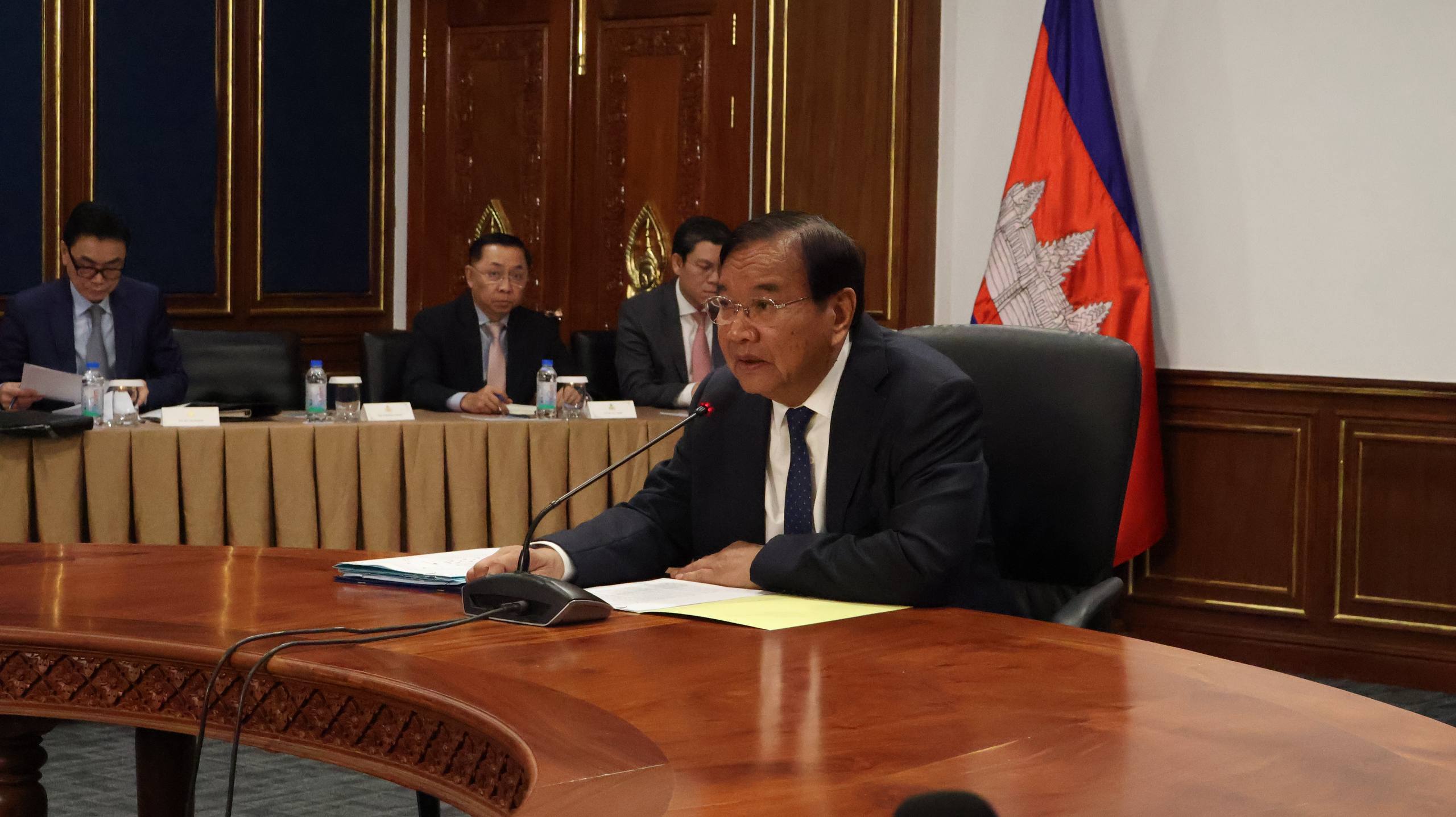 Prak Sokhonn Holds Emergency Briefing for Diplomats on UNCLOS Move