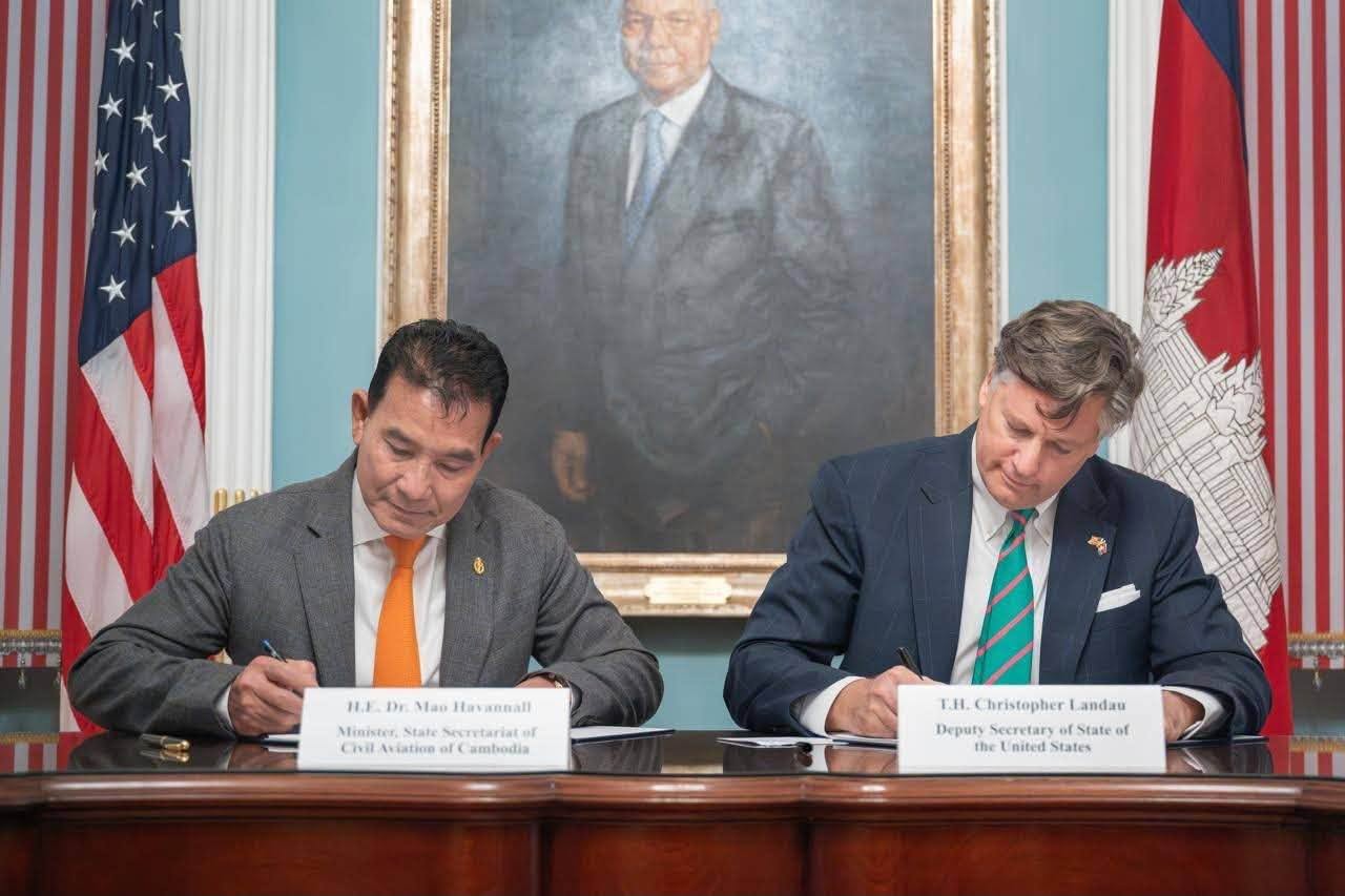 Cambodia and US Sign First Bilateral Open Skies Pact