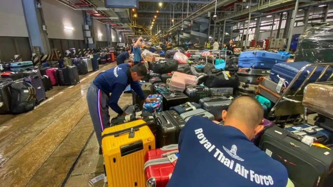 Thai Tourism Minister Urges Thai Airways Management to Resign