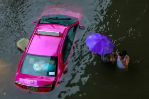 Thailand Floods Affect More Than 174,000 Families as 8 Deaths Reported