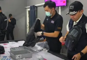 Four Bangkok Police Officers Transferred After Din Daeng Gambling Raid