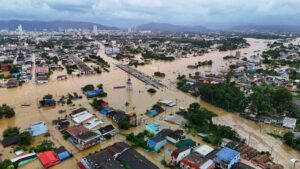 Bangkok Floods Stir Memories of 2025 Southern Disaster: How Will Anutin Respond?