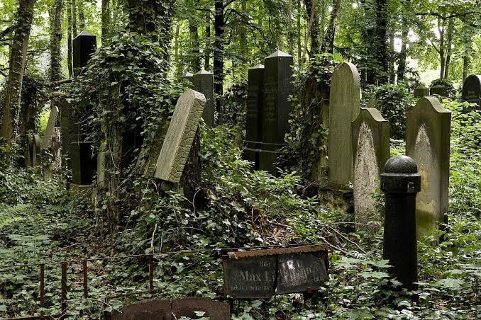 Thailand Orders Four Jewish Graves Removed as Tensions Rise