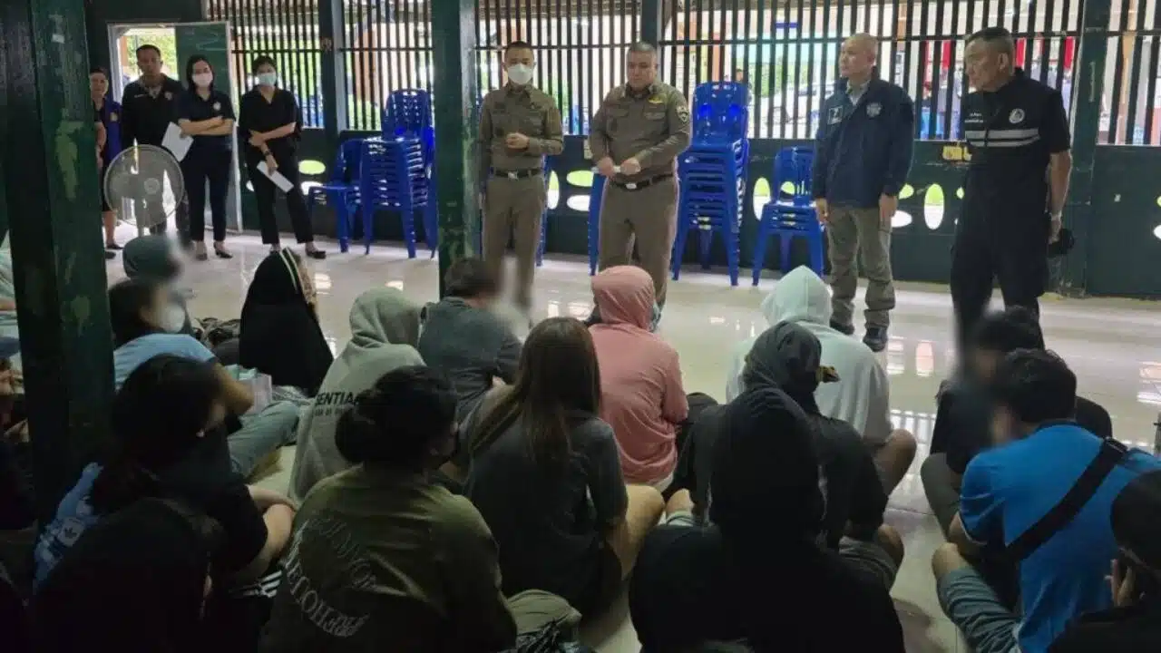 Laos Sends 34 Thai Nationals Back After Online Gambling Crackdown
