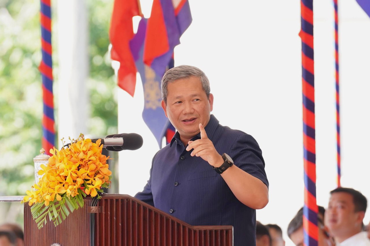 Hun Manet Challenges Thai Bunker Claim, Questions Thai Troops Celebration After Preah Vihear Strike