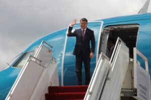 Vietnam’s Prime Minister Arrives in Cambodia for Two-Day Official Visit