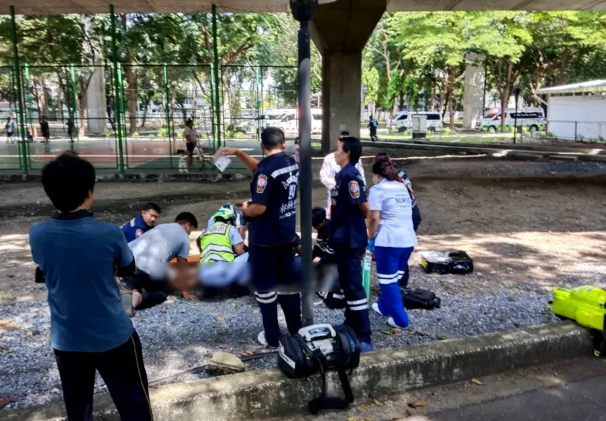 Singaporean Man, 30, Critically Injured After Jumping From Bangkok Expressway