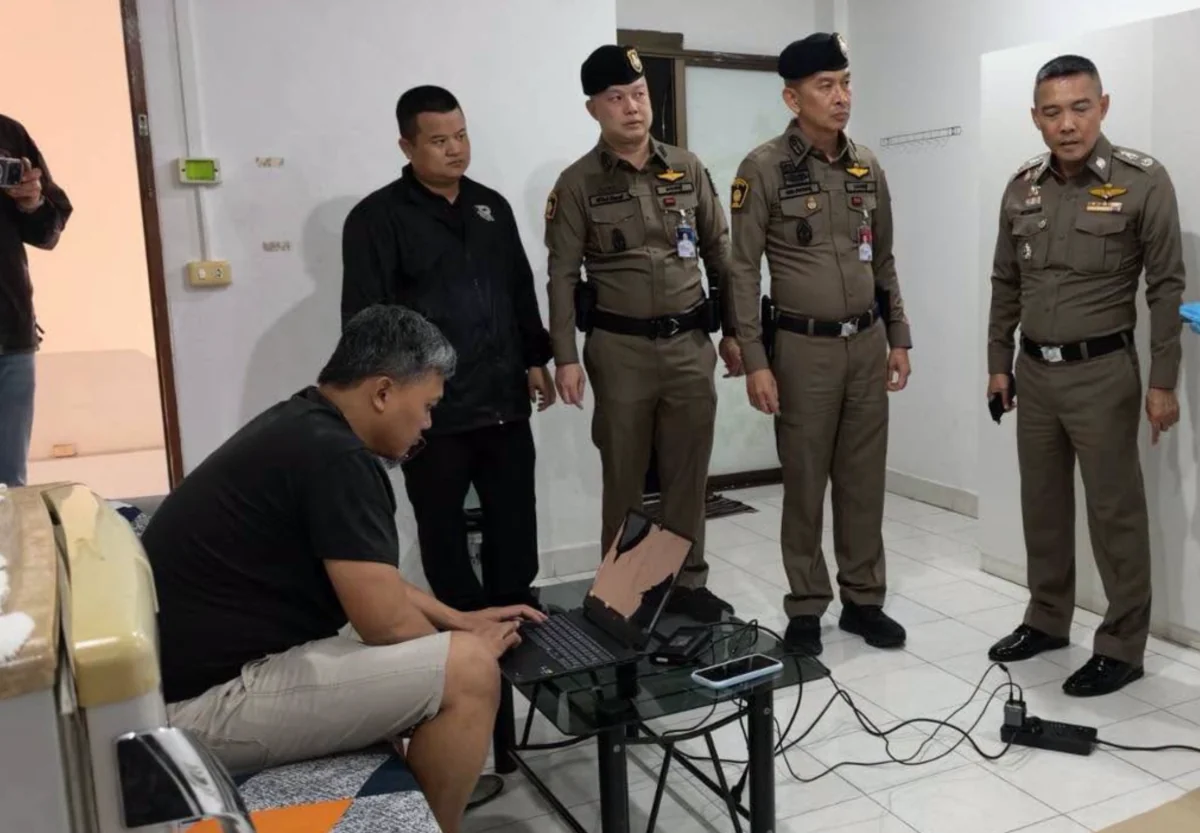 Pattaya Scam Probe: Police Seize SIM Boxes, Router and Antennas From Rental Room