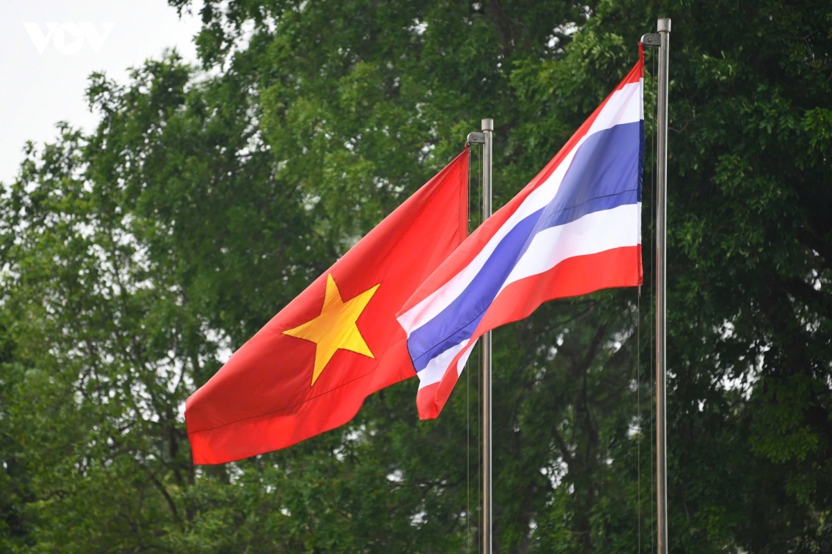 Vietnam Could Overtake Thailand in Economic Size Before 2030